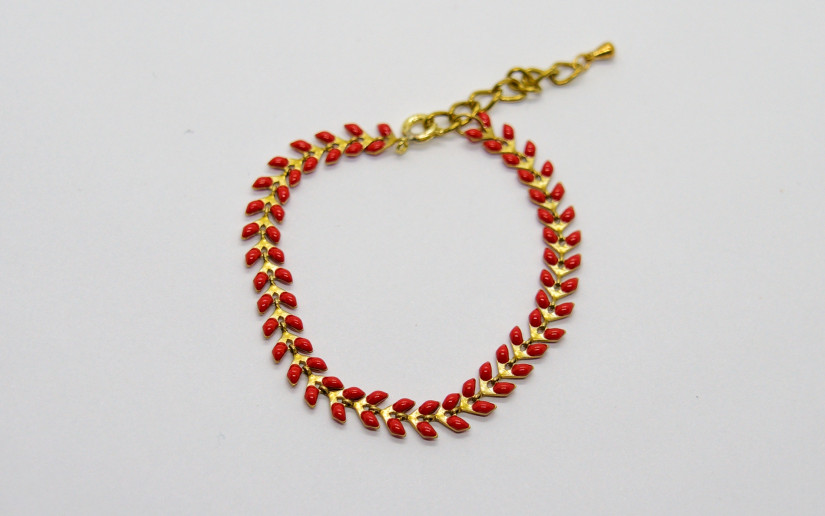 Rotes Chevron Armband