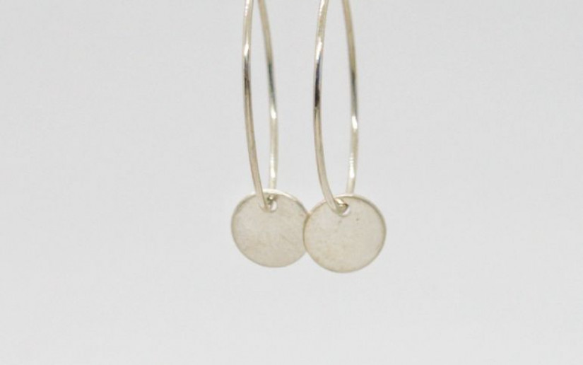 Schlichte Creolen mit silber  Plättchen